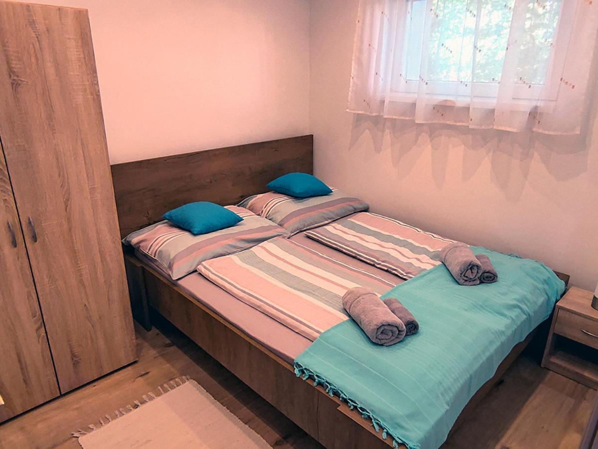 White Stone Apartman Hajdúszoboszló Exterior foto